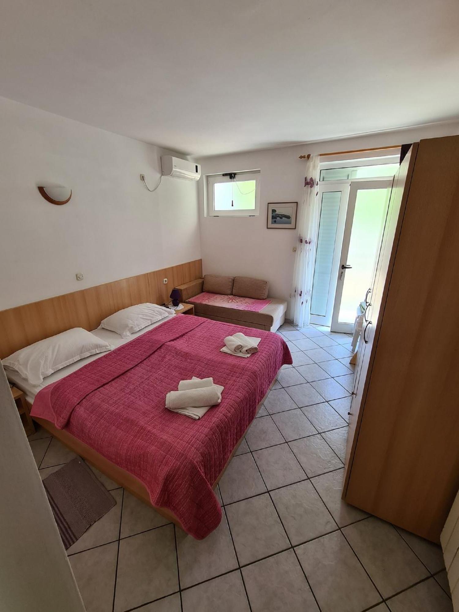 Apartments Pansion Franka بريست المظهر الخارجي الصورة